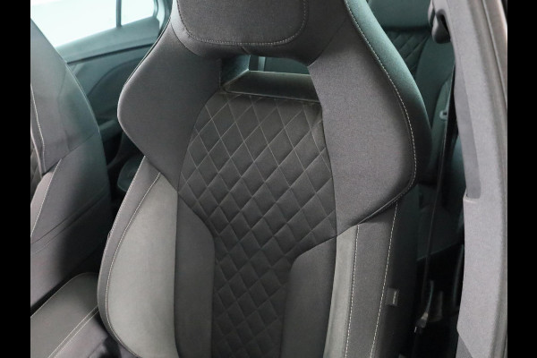 Škoda Kamiq 1.5 TSI ACT Sport Business 150pk Automaat | Panoramadak | Navigatie | Full led koplampen | Stoelverwarming | 18 inch lichtmetalen velgen