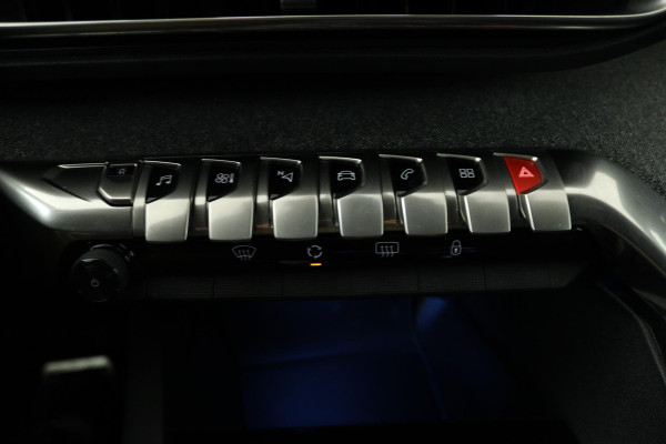 Peugeot 5008 1.6 e-THP GT-Line (DIGITALE COCKPIT, ACHTERUITRIJCAMERA, AUTOMAAT, NAVIGATIE, PARKEERSENSOREN)