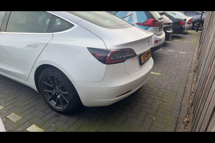 Tesla Model 3 Long Range AWD 75 kWh | Full Self-Driving | Panoramadak |