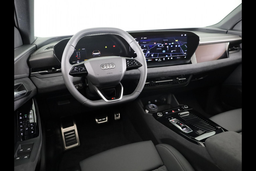 Audi Q6 Sportback e-tron S edition 83Kwh 185 kW / 252 PK Sportback | S edition | Tech Pro | Pano | Luchtvering | Matrix LED | Leder |