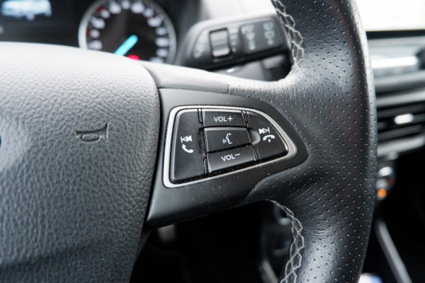 Ford EcoSport 1.0 EB ST-Line Black / INCL. 12 mnd BOVAG