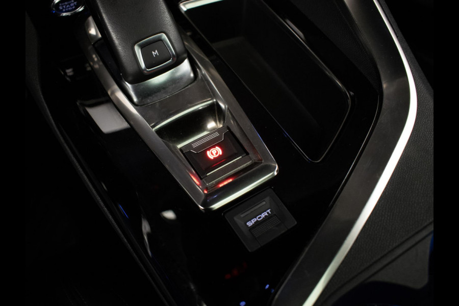 Peugeot 5008 1.2 PureTech GT-Line Avantage Sport (PANORAMADAK,APPLE CARPLAY,LED,CAMERA,NAVI,CRUISE,LM VELGEN)