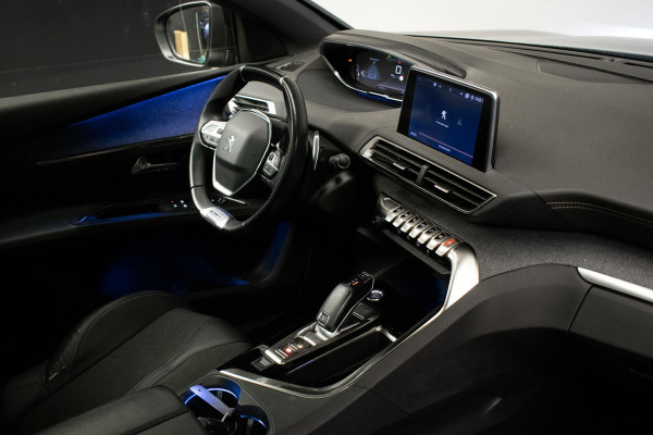 Peugeot 5008 1.2 PureTech GT-Line Avantage Sport (PANORAMADAK,APPLE CARPLAY,LED,CAMERA,NAVI,CRUISE,LM VELGEN)