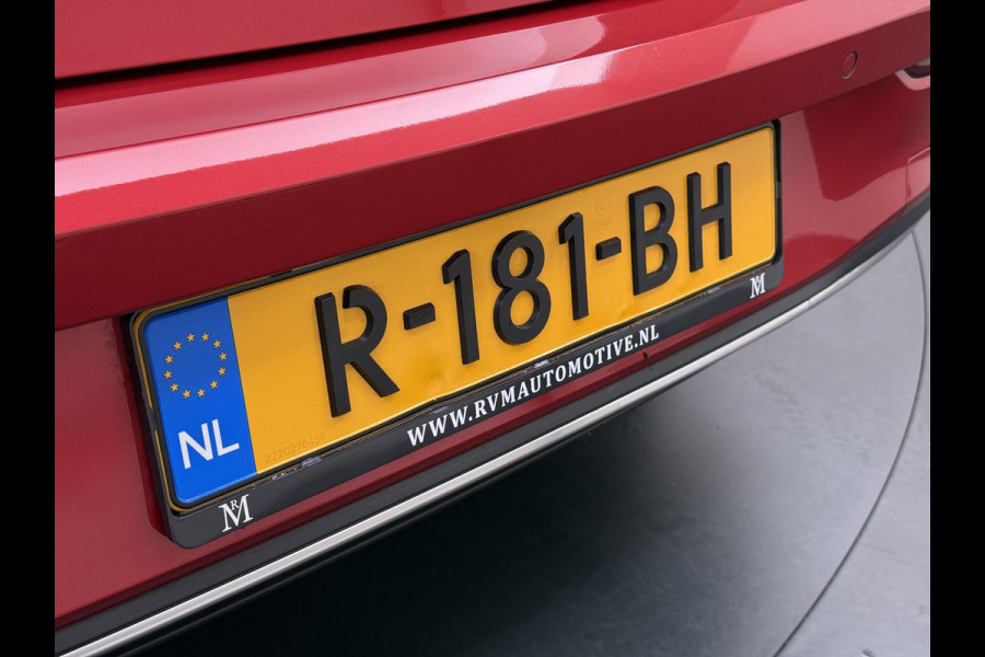 Volkswagen Golf 1.0 eTSI Life PANORAMADAK | ADD. CRUISE | VIRTUAL DASH | NAVIGATIE | RIJKLAARPRIJS incl. 12mnd BOVAG| STOELVERWARMING