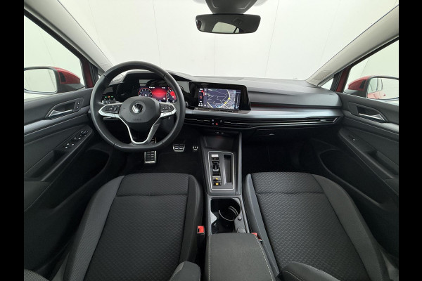 Volkswagen Golf 1.0 eTSI Life PANORAMADAK | ADD. CRUISE | VIRTUAL DASH | NAVIGATIE | RIJKLAARPRIJS incl. 12mnd BOVAG| STOELVERWARMING