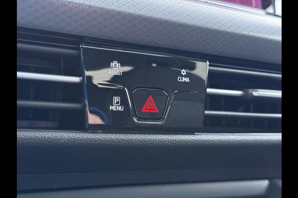 Volkswagen Golf 1.0 eTSI Life PANORAMADAK | ADD. CRUISE | VIRTUAL DASH | NAVIGATIE | RIJKLAARPRIJS incl. 12mnd BOVAG| STOELVERWARMING