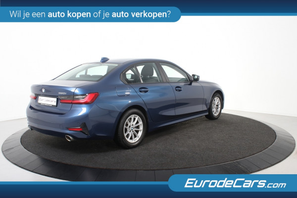 BMW 3-serie 320 iA Sedan *1ste Eigenaar*Park assist*Carplay*