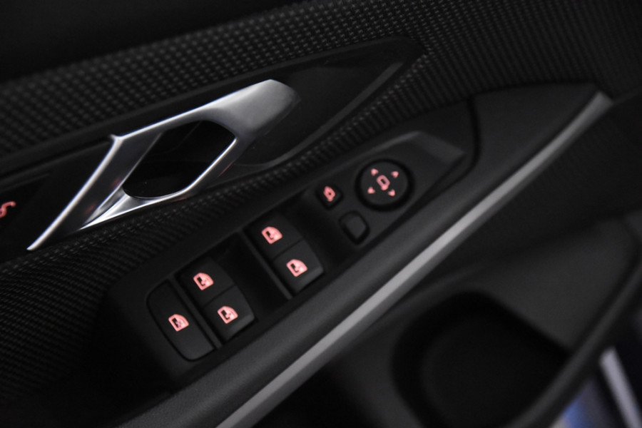 BMW 3-serie 320 iA Sedan *1ste Eigenaar*Park assist*Carplay*