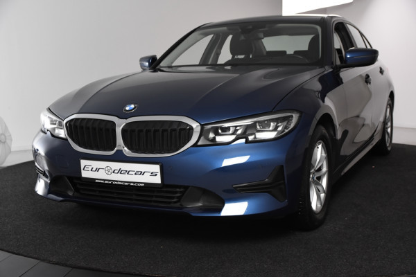 BMW 3-serie 320 iA Sedan *1ste Eigenaar*Park assist*Carplay*