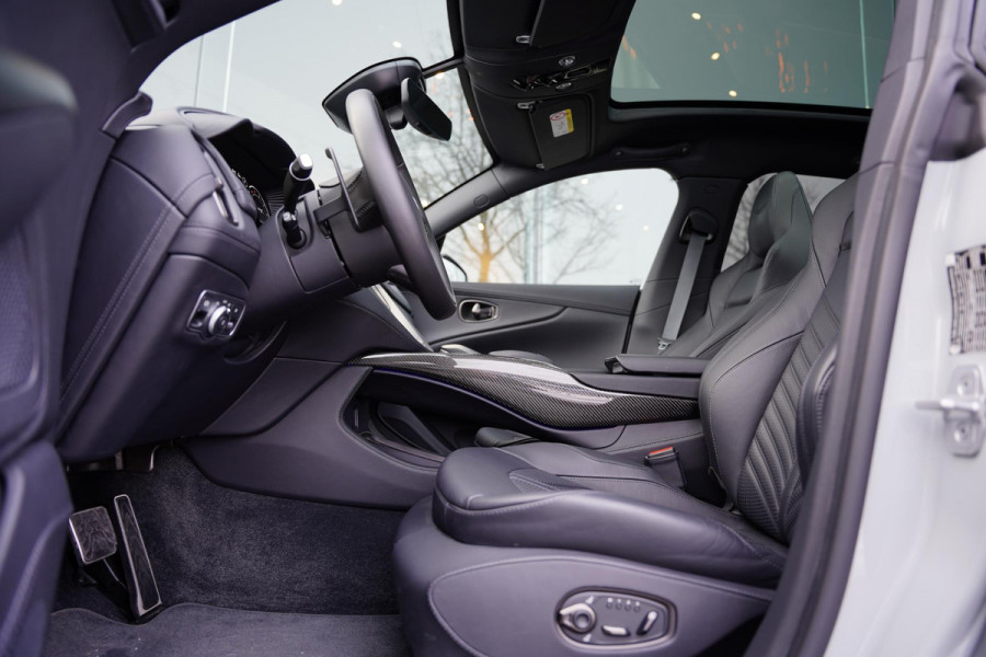 Aston Martin Dbx 4.0 V8 707 Carbon Elek. Trekhaak