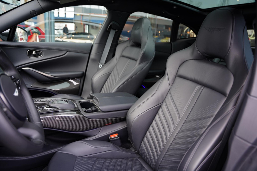 Aston Martin Dbx 4.0 V8 707 Carbon Elek. Trekhaak