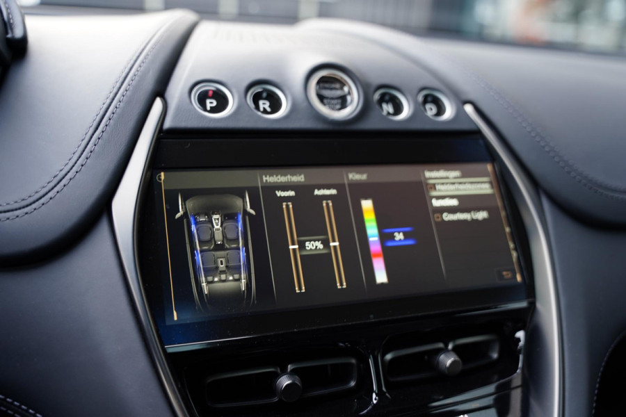 Aston Martin Dbx 4.0 V8 707 Carbon Elek. Trekhaak