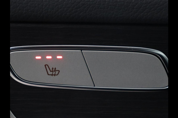 Mercedes-Benz C-Klasse 300de AMG Night | Adaptive cruise | 360 Camera | Leder | Burmester Surround | Trekhaak | Carplay | Stoelverwarming | Memory | Navigatie | Digital Cockpit | PHEV | Plug In