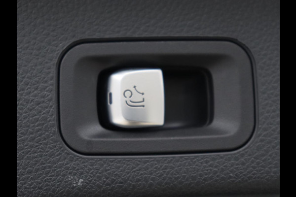 Mercedes-Benz C-Klasse 300de AMG Night | Adaptive cruise | 360 Camera | Leder | Burmester Surround | Trekhaak | Carplay | Stoelverwarming | Memory | Navigatie | Digital Cockpit | PHEV | Plug In