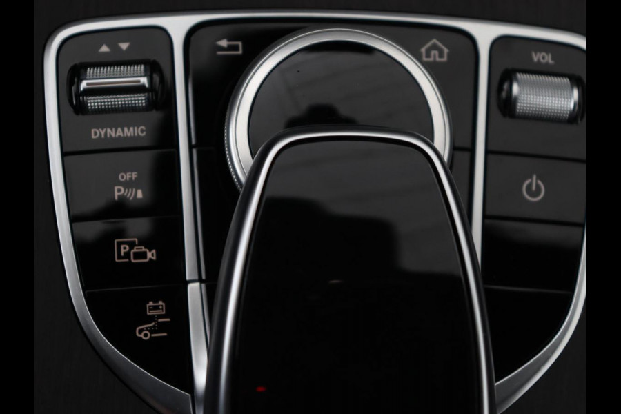 Mercedes-Benz C-Klasse 300de AMG Night | Adaptive cruise | 360 Camera | Leder | Burmester Surround | Trekhaak | Carplay | Stoelverwarming | Memory | Navigatie | Digital Cockpit | PHEV | Plug In