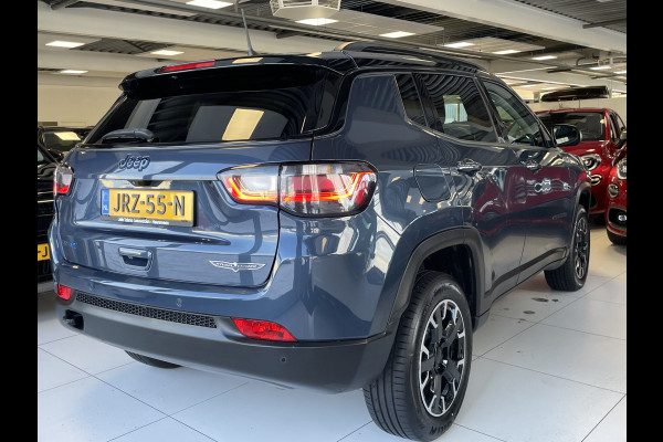 Jeep Compass 4xe 240 Plug-in Hybrid Electric Trailhawk | Camera | Parkeersensoren voor en achter Meer foto's volgen!