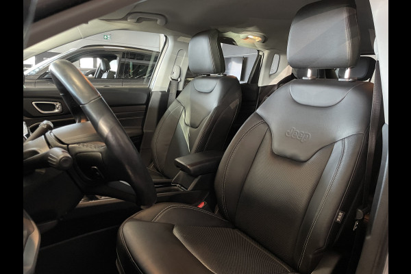 Jeep Compass 4xe 240 Plug-in Hybrid Electric S 19" velgen | Trekhaak afneembaar Meer foto's volgen!