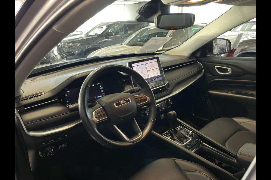 Jeep Compass 4xe 240 Plug-in Hybrid Electric S 19" velgen | Trekhaak afneembaar Meer foto's volgen!