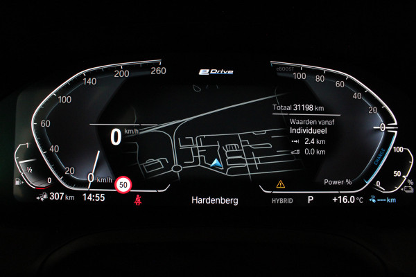 BMW 3 Serie 330e High Executive 292pk/Cognac Leer/Memory/Schuifdak/Luxury Line/ kleur MINERALGRAU/Achteruitrijcamera