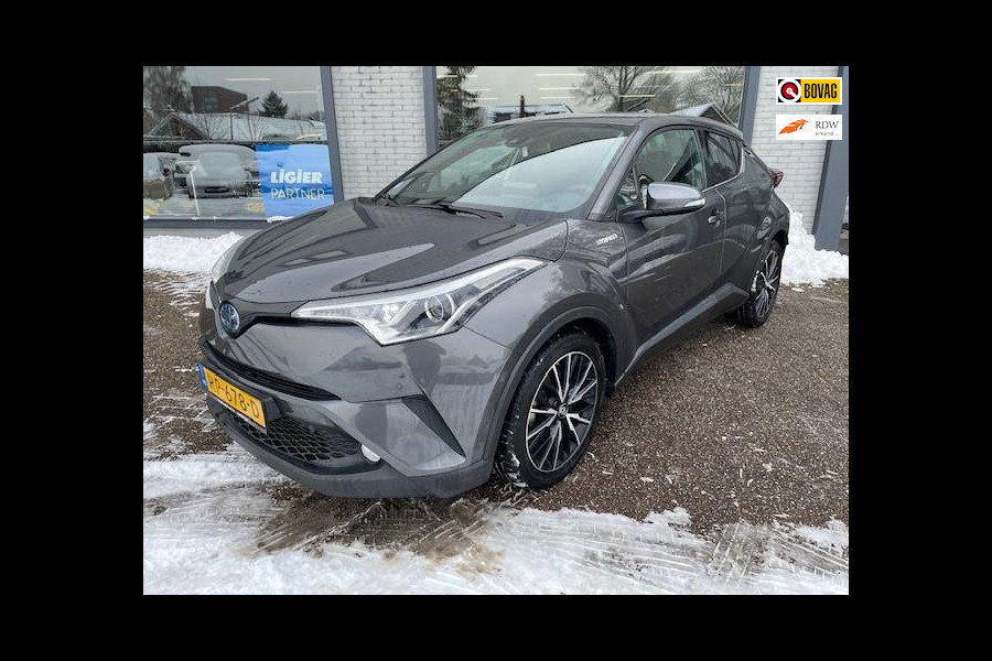 Toyota C-HR 1.8 Hybrid Style | Verwarmde stoelen (voor)| Navigatie+ camera