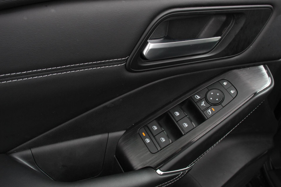 Nissan QASHQAI 1.3 DIG-T 158pk MHEV N-Connecta | Navigatie | Apple Carplay/Android Auto | 360 camera | Parkeersensoren | Adaptive Cruise Control | Stuur-en stoelverwarming | Blind Spot Assist | | Lane Assist | Ledverlichting voor | | Getinte ramen