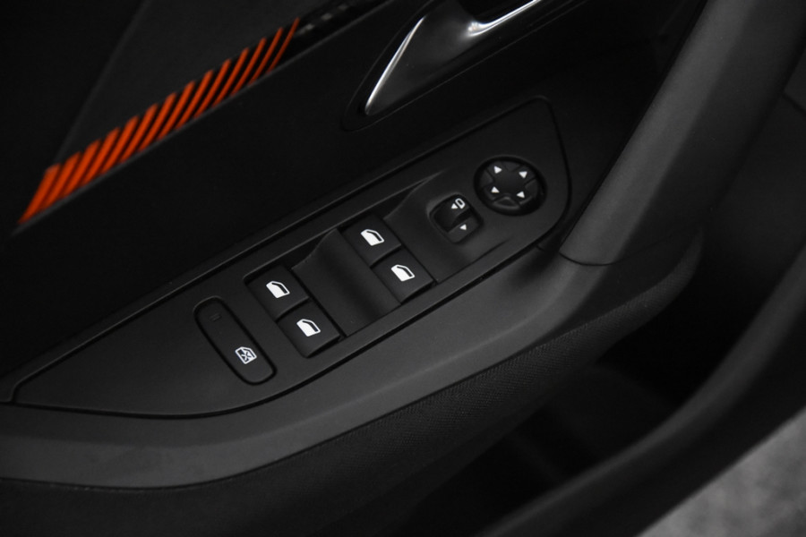 Peugeot 2008 Active *1ste Eigenaar*Navigatie*Camera*Carplay*