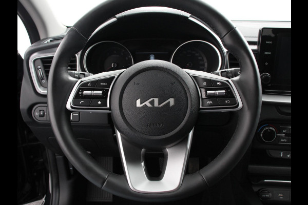 Kia Ceed Sportswagon 1.0 T-GDi Prestige | Navigatie | Apple Carplay/Android Auto | Climate Control | Cruise Control | Lane Assist | Stoel/Stuurverwarming | Privacy Glass | Camera