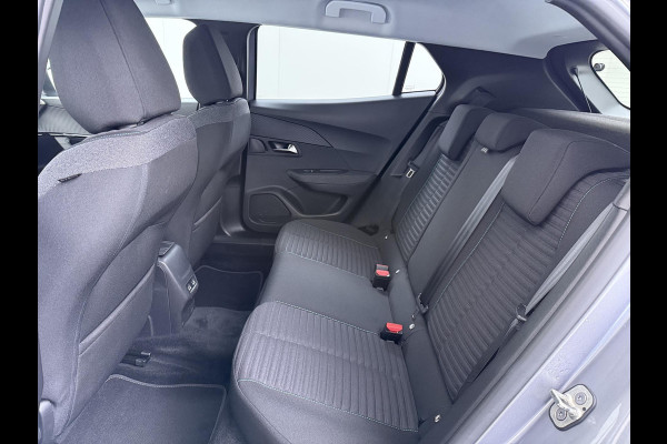 Peugeot e-2008 EV Active 50 kWh MEGA NETTE AUTO | COMPLEET ONDERHOUDEN | RIJKLAARPRIJS INCL. 12MND BOVAG | LEDKOPLAMPEN | ACHTERUITRIJCAMERA
