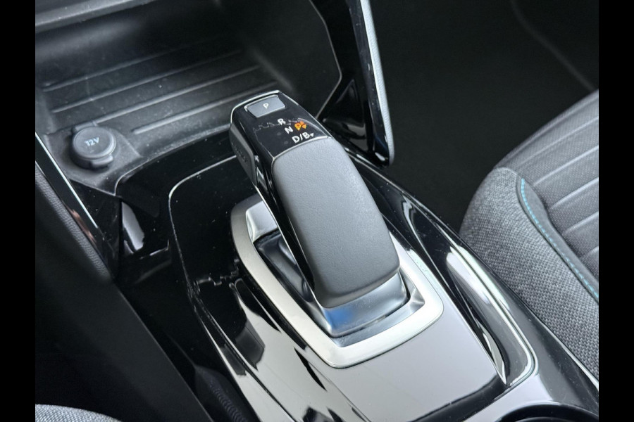 Peugeot e-2008 EV Active 50 kWh MEGA NETTE AUTO | COMPLEET ONDERHOUDEN | RIJKLAARPRIJS INCL. 12MND BOVAG | LEDKOPLAMPEN | ACHTERUITRIJCAMERA