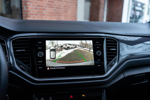 Volkswagen T-Roc 1.5 TSI R-Line Pano / Camera / ACC