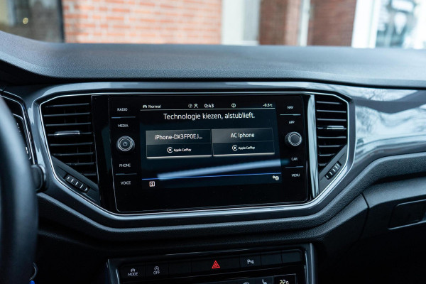 Volkswagen T-Roc 1.5 TSI R-Line Pano / Camera / ACC