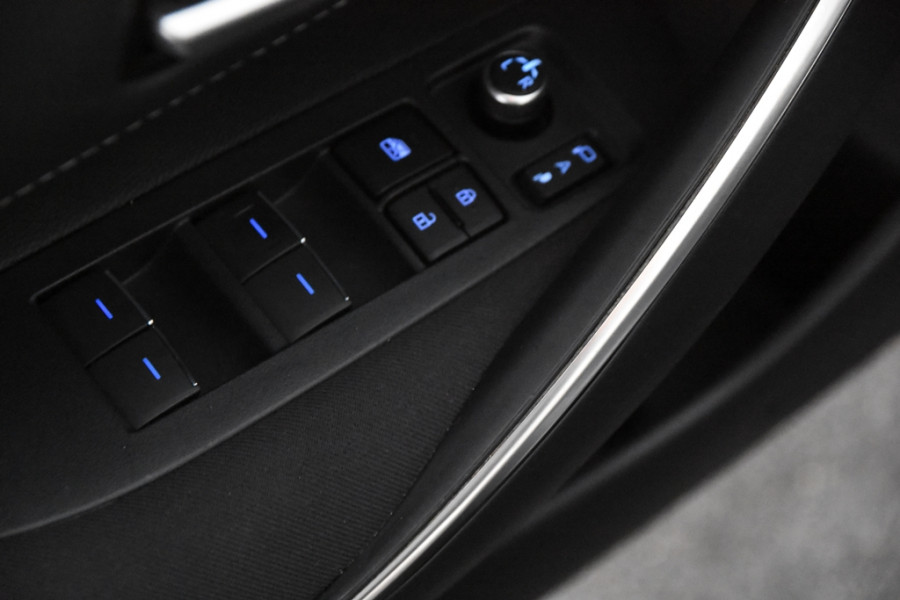 Toyota Corolla 1.8 Hybrid *1ste Eigenaar*Navigatie*Park assist*