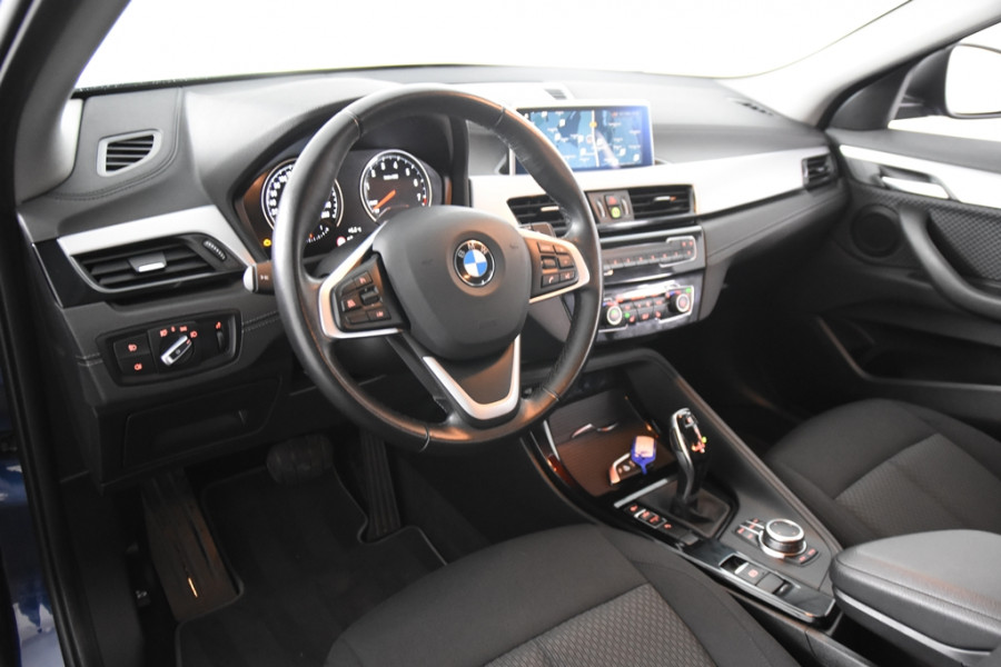 BMW X2 sDrive18i Automaat *1ste Eigenaar*Navigatie*Stoelverwarming*PDC*