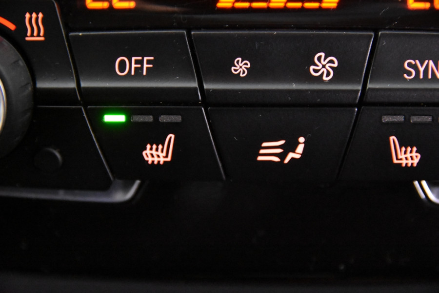 BMW X2 sDrive18i Automaat *1ste Eigenaar*Navigatie*Stoelverwarming*PDC*