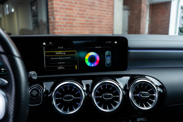 Mercedes-Benz A-Klasse 250 e AMG Line Pano / Burmester / Memory