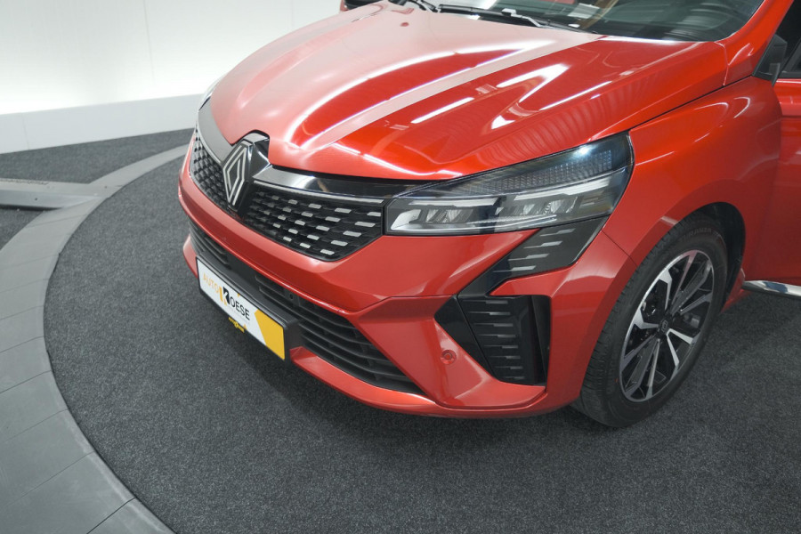 Renault Clio TCe 90 GPF Techno | 360 Camera | Adaptieve Cruise Control | 9.3 Inch Groot Scherm