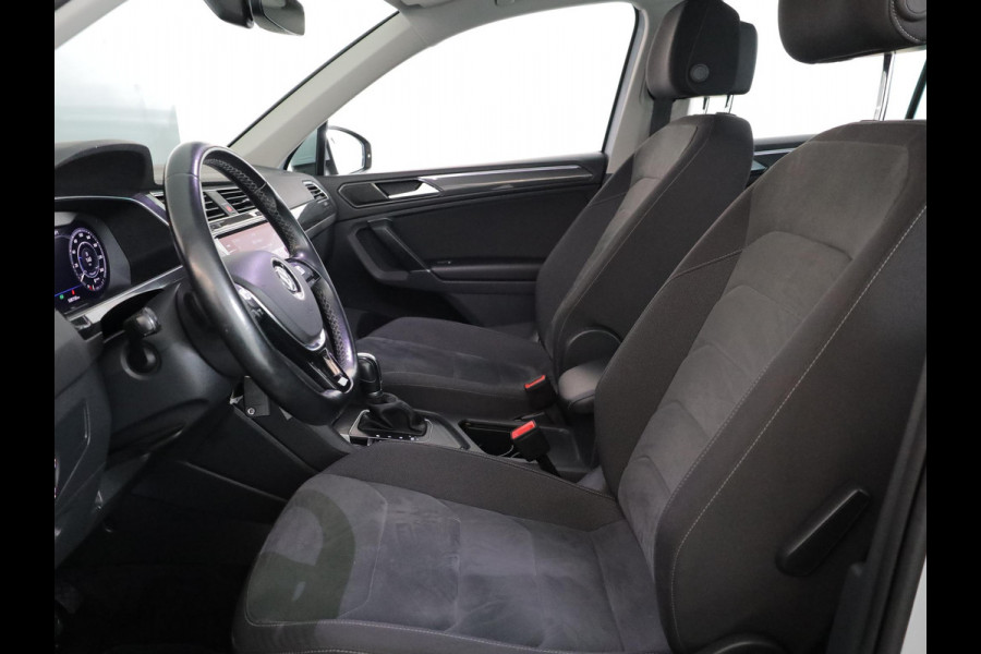 Volkswagen Tiguan 1.4 TSI ACT Highline 150pk DSG| digital display| Navi | 18'LM-velgen| extra getint glas
