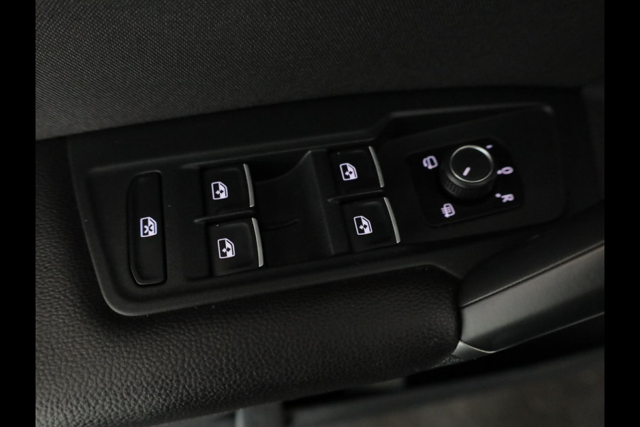 Volkswagen Tiguan 1.4 TSI ACT Highline 150pk DSG| digital display| Navi | 18'LM-velgen| extra getint glas
