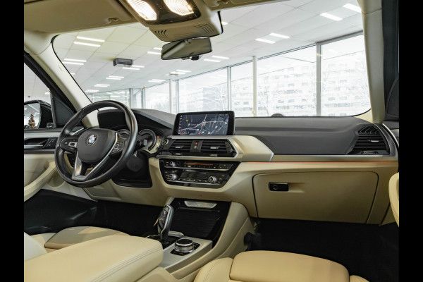 BMW X3 xDrive30i xLine - Pano - Trekhaak - Memoryzetel - Camera - Head-Up