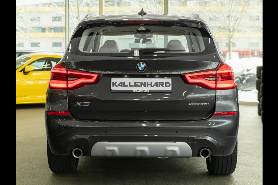 BMW X3 xDrive30i xLine - Pano - Trekhaak - Memoryzetel - Camera - Head-Up