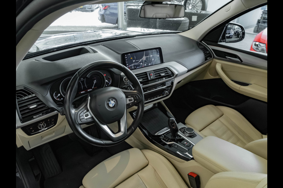 BMW X3 xDrive30i xLine - Pano - Trekhaak - Memoryzetel - Camera - Head-Up