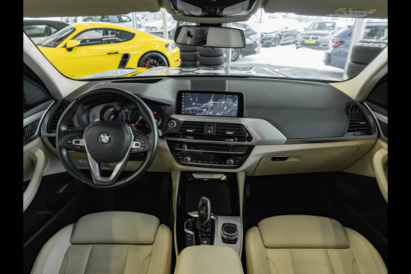 BMW X3 xDrive30i xLine - Pano - Trekhaak - Memoryzetel - Camera - Head-Up