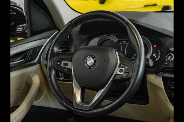 BMW X3 xDrive30i xLine - Pano - Trekhaak - Memoryzetel - Camera - Head-Up