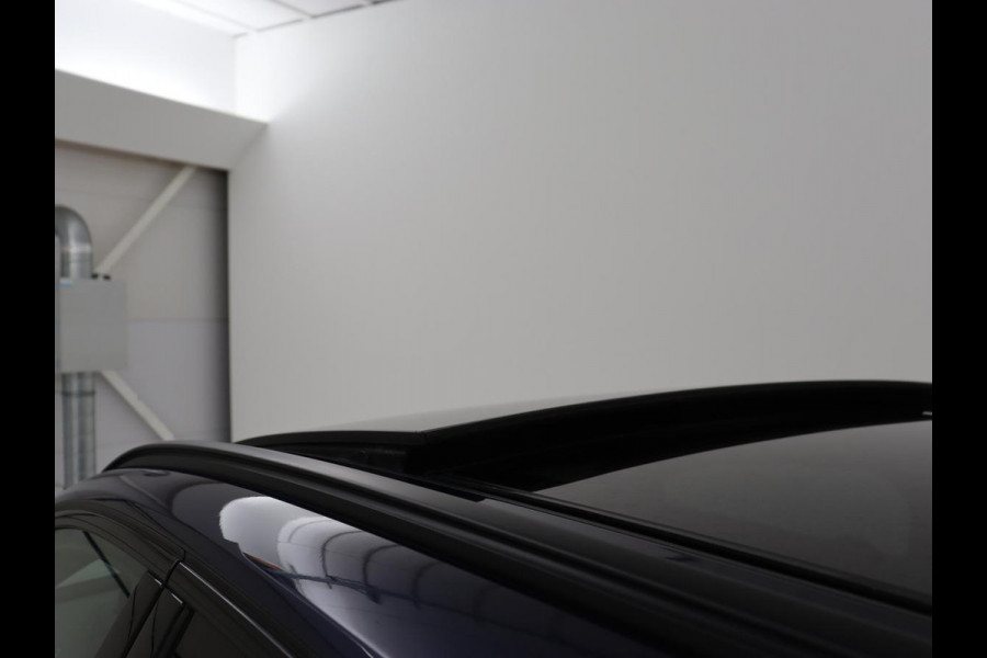 BMW 2 Serie Active Tourer 225xe iPerformance Luxury Line | Panoramadak | Stoelverwarming | Leder | Head-Up | Carplay | Stuurverwarming | Full LED | Harman/Kardon | Navigatie | Keyless | PHEV | Plug In