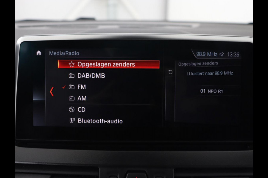 BMW 2 Serie Active Tourer 225xe iPerformance Luxury Line | Panoramadak | Stoelverwarming | Leder | Head-Up | Carplay | Stuurverwarming | Full LED | Harman/Kardon | Navigatie | Keyless | PHEV | Plug In