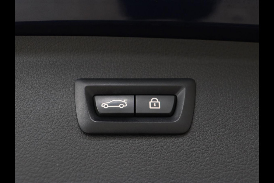 BMW 2 Serie Active Tourer 225xe iPerformance Luxury Line | Panoramadak | Stoelverwarming | Leder | Head-Up | Carplay | Stuurverwarming | Full LED | Harman/Kardon | Navigatie | Keyless | PHEV | Plug In