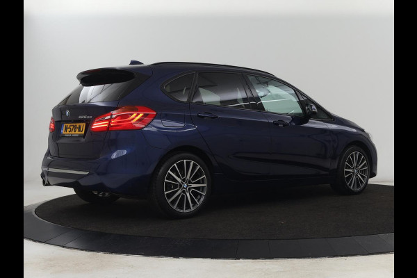 BMW 2 Serie Active Tourer 225xe iPerformance Luxury Line | Panoramadak | Stoelverwarming | Leder | Head-Up | Carplay | Stuurverwarming | Full LED | Harman/Kardon | Navigatie | Keyless | PHEV | Plug In