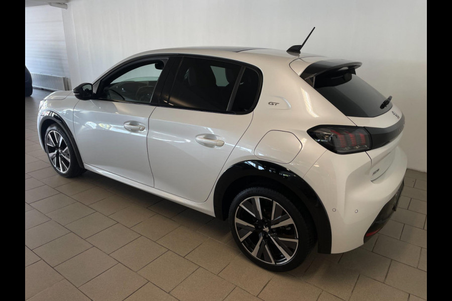 Peugeot 208 1.2 PureTech GT Pack PANO AIRCO NAVI CRUISE BLUETOOTH LED PARELMOER PRIVACYGLAS ZEER NETTE AUTO