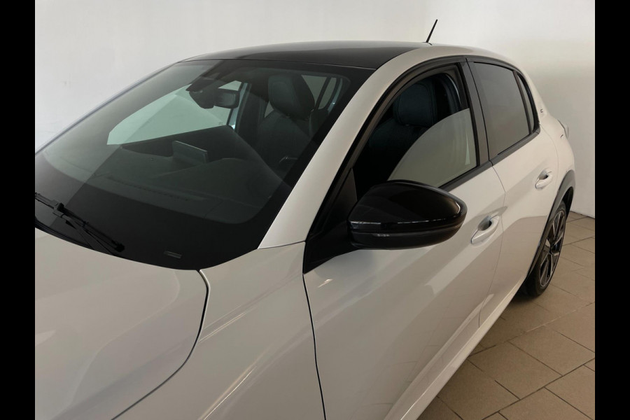 Peugeot 208 1.2 PureTech GT Pack PANO AIRCO NAVI CRUISE BLUETOOTH LED PARELMOER PRIVACYGLAS ZEER NETTE AUTO