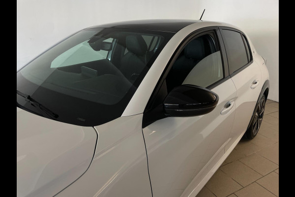 Peugeot 208 1.2 PureTech GT Pack PANO AIRCO NAVI CRUISE BLUETOOTH LED PARELMOER PRIVACYGLAS ZEER NETTE AUTO